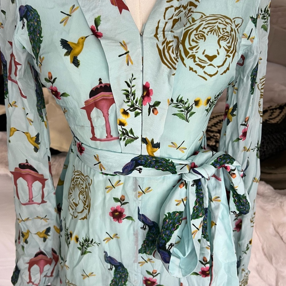 Verandah Long Sleeve Shirt Dress - in Sky Tiger Chhatri - Picture 6 of 8